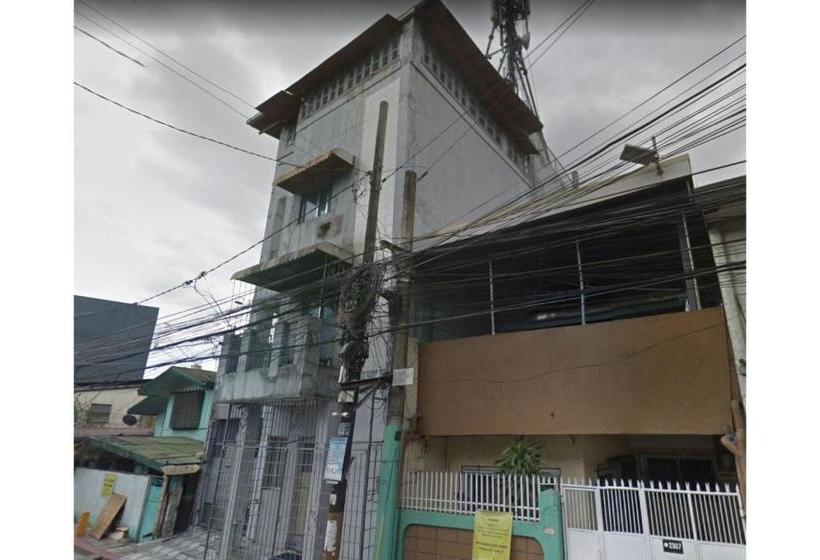 Hotel Oyo 723 Edmar S Transient House