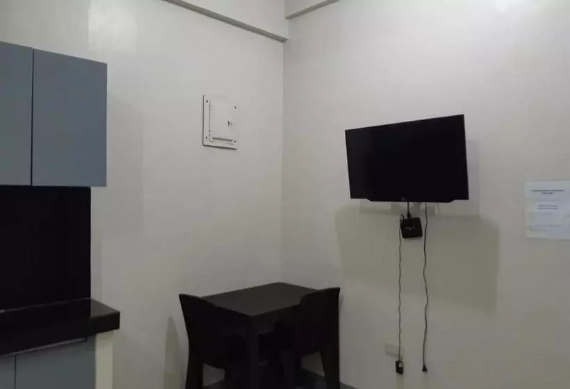 ホテル Oyo 731 P3k Suites 1