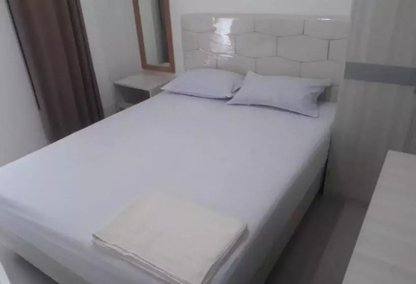 Hotelli Paving Residence Manado Redpartner