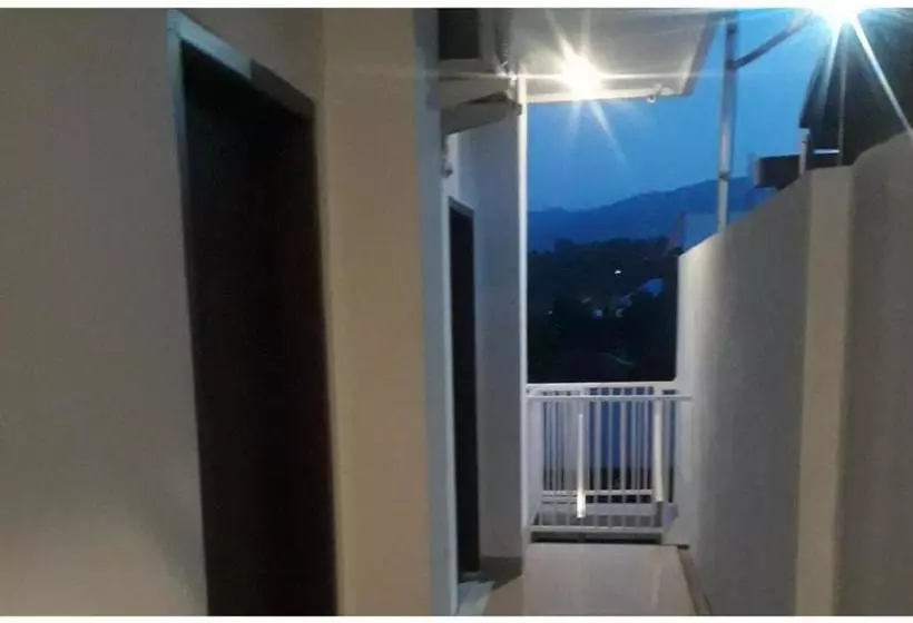 Hotelli Paving Residence Manado Redpartner