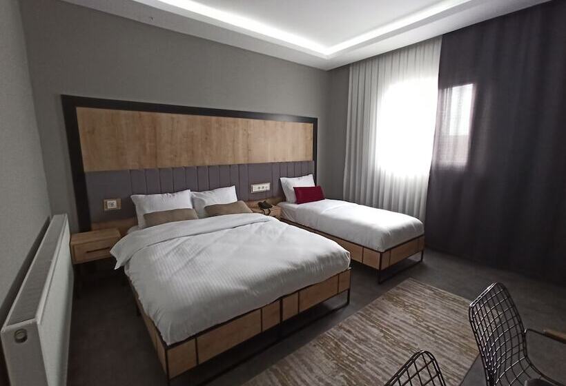 هتل Skylon Airport