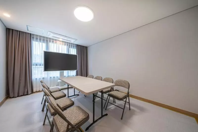 Surestay Plus Hotel By Best Western Asan