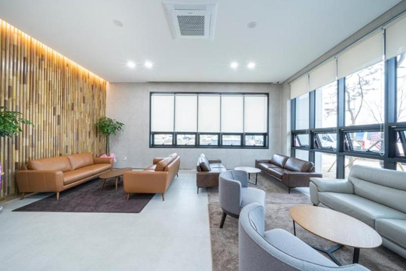 Surestay Plus Hotel By Best Western Asan