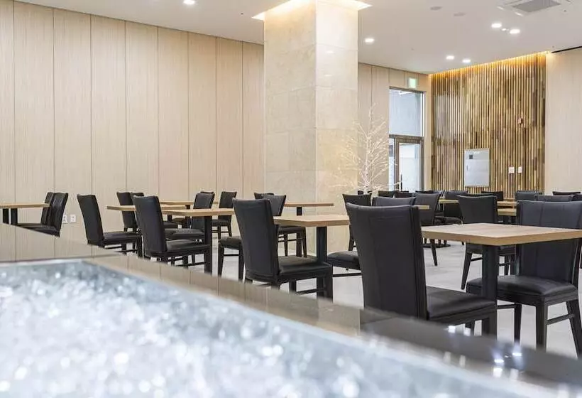 Surestay Plus Hotel By Best Western Asan