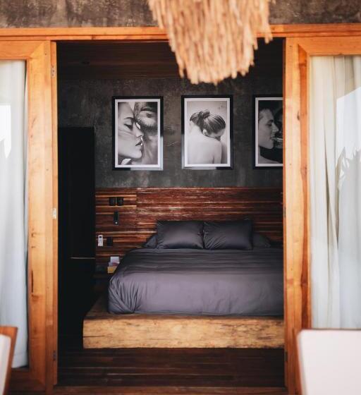 Naked Hotel Zipolite  Adults Only