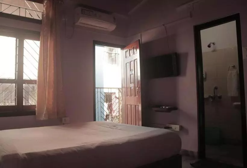 ペンション Grassroot Residency Guwahati