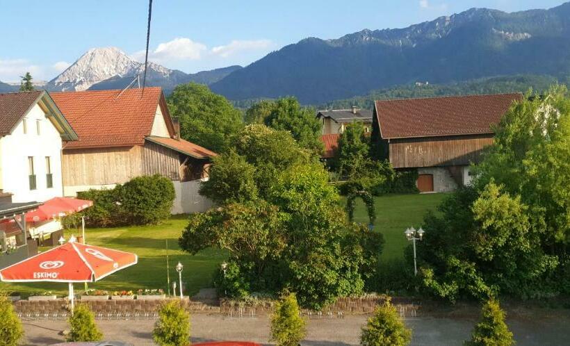 הוסטל Gasthaus   Pension Kärntnerhof