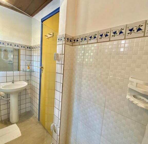 ユースホステル Vila Pequeá Pousada Ilhabela