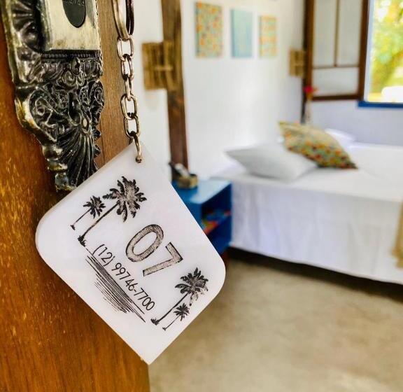 ユースホステル Vila Pequeá Pousada Ilhabela