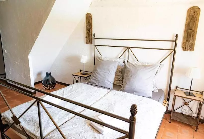Bed and Breakfast Fleur De Lys
