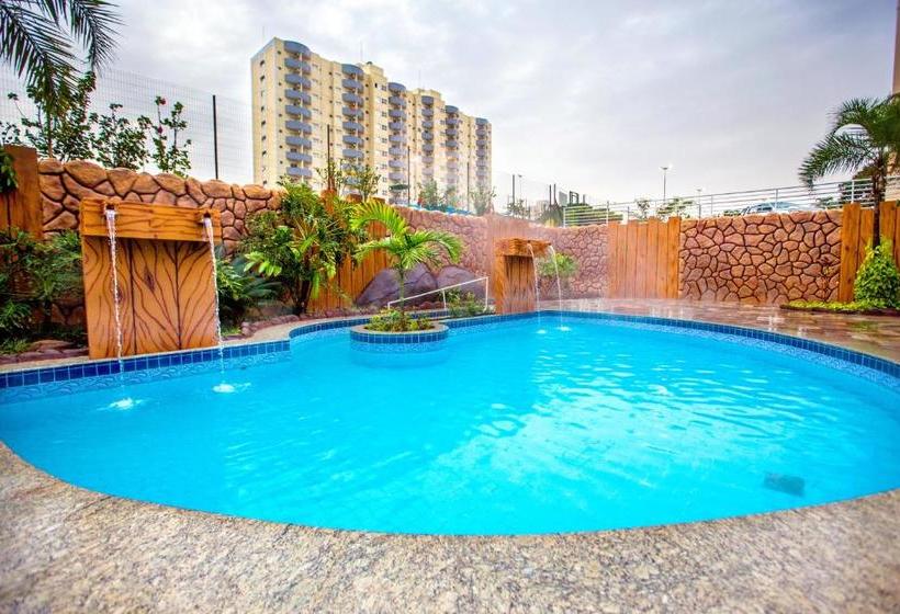 בית מלון כפרי Golden Dolphin Grand Oficial