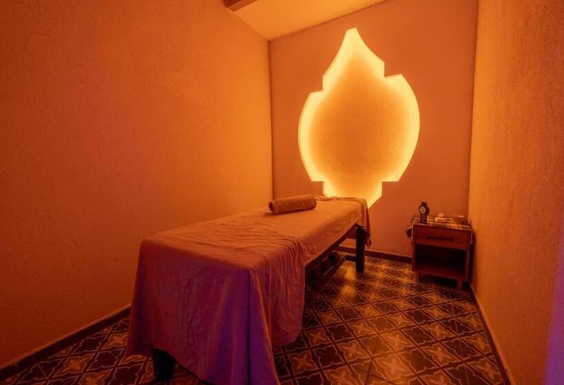 בית מלון כפרי Miarosa Konakli Garden