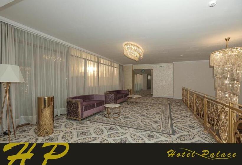 Отель Palace