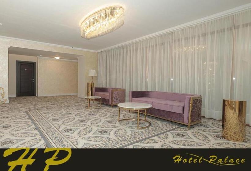 Отель Palace