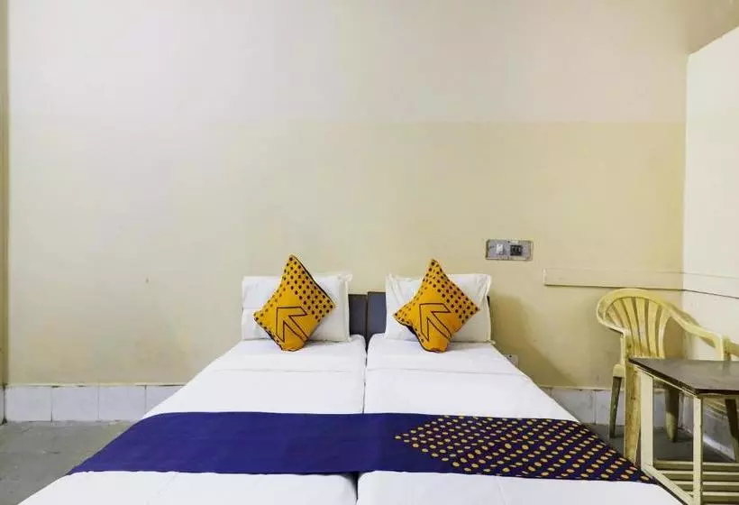 ホテル O Bhavani Rest Rooms