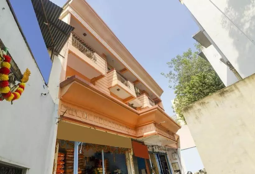 ホテル O Bhavani Rest Rooms