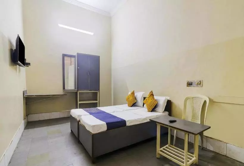ホテル O Bhavani Rest Rooms