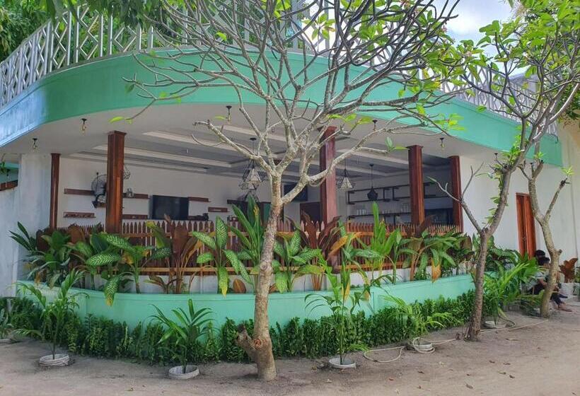 پانسیون Arianna Dhangethi