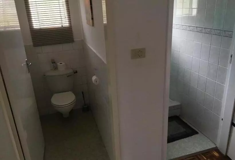 Majatalo Flipflops And Treetops