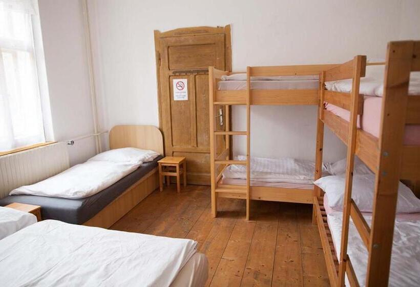 Pensjonat Turistická Ubytovna U Tlusťocha