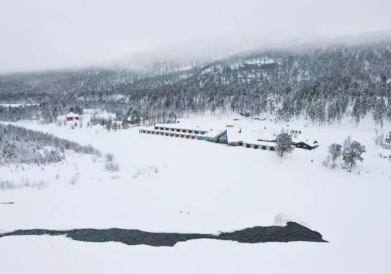 Lomakeskus Sorrisniva Arctic Wilderness Lodge
