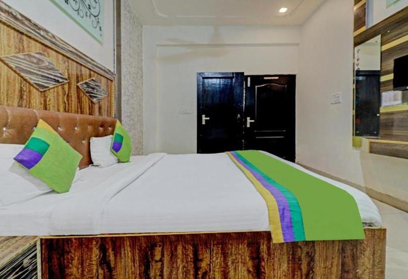 אתר נופש Treebo Trend Radha Palace