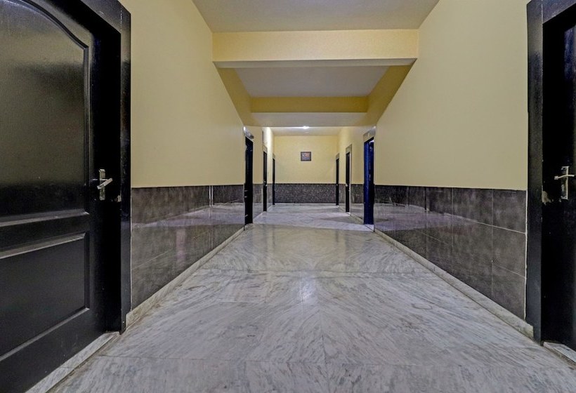 אתר נופש Treebo Trend Radha Palace