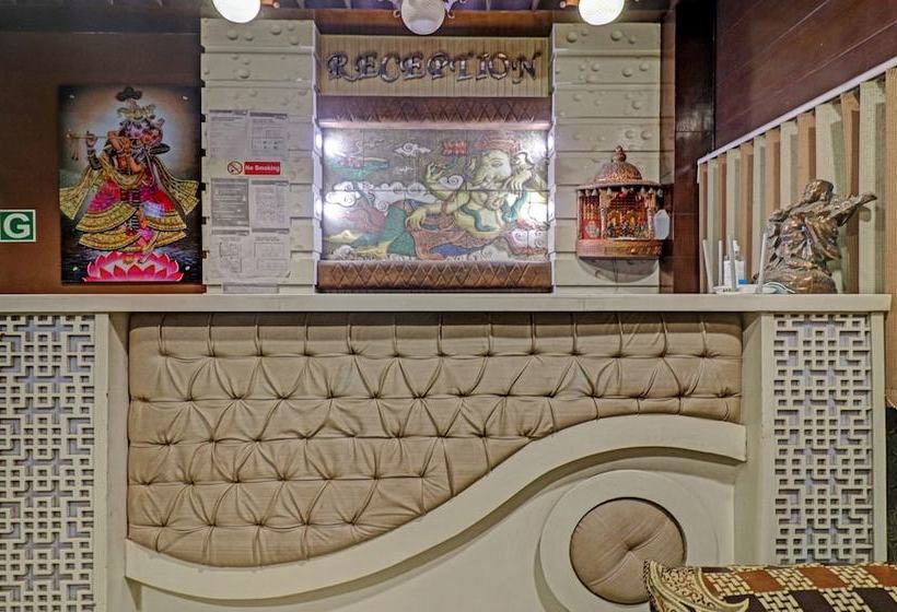 אתר נופש Treebo Trend Radha Palace