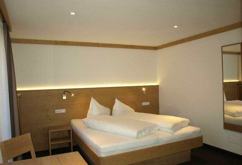 Bed and Breakfast Garni Flurida