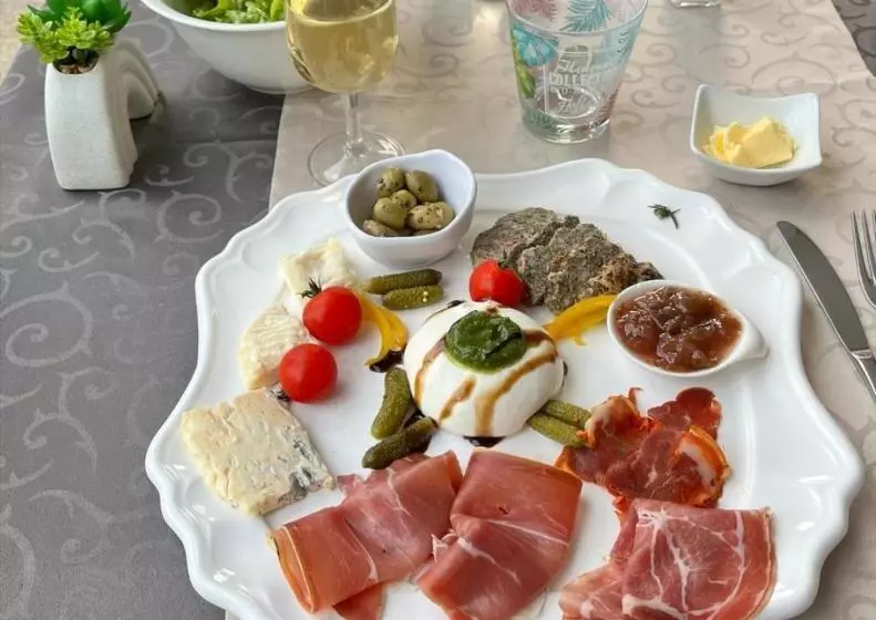 Hotelli Le Mas D Hèlène