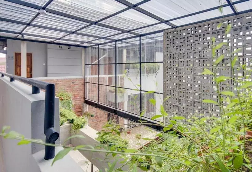 ホテル Alfalah Residence Syariah Mitra Reddoorz