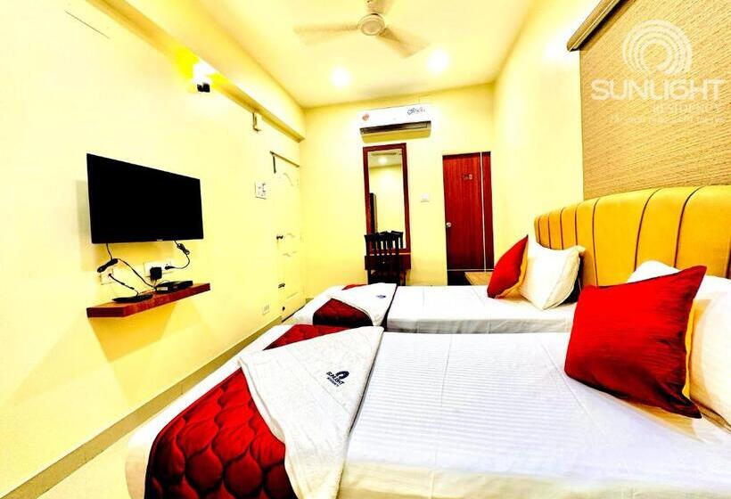 Hotel Sunlight Residency