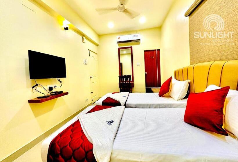 Hotel Sunlight Residency