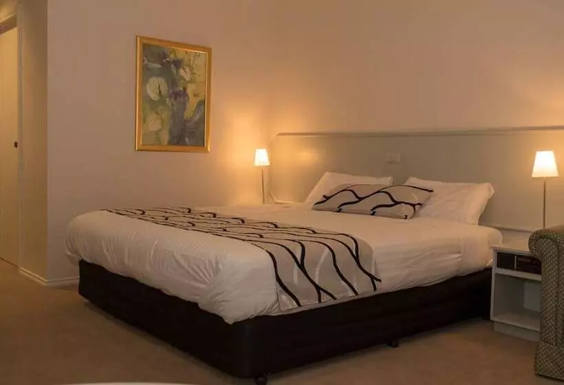 Motelli Deniliquin Country Club Motor Inn