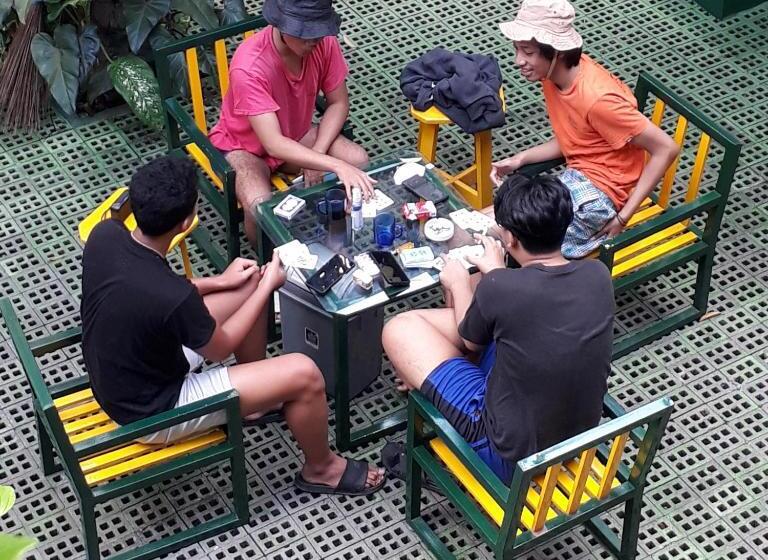 פנסיון Joglo Aruna Syariah