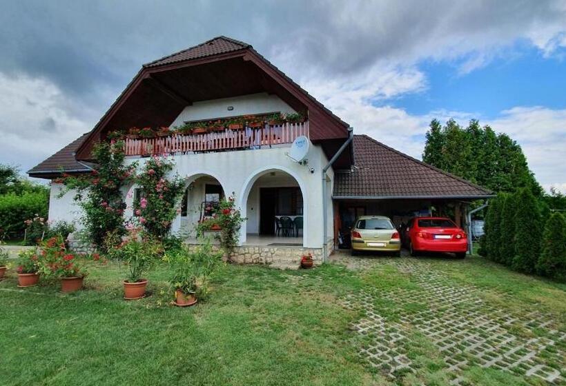 Pension Kondor Vendégház