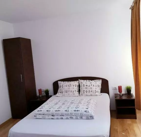 Pensiunea Casa Blanca