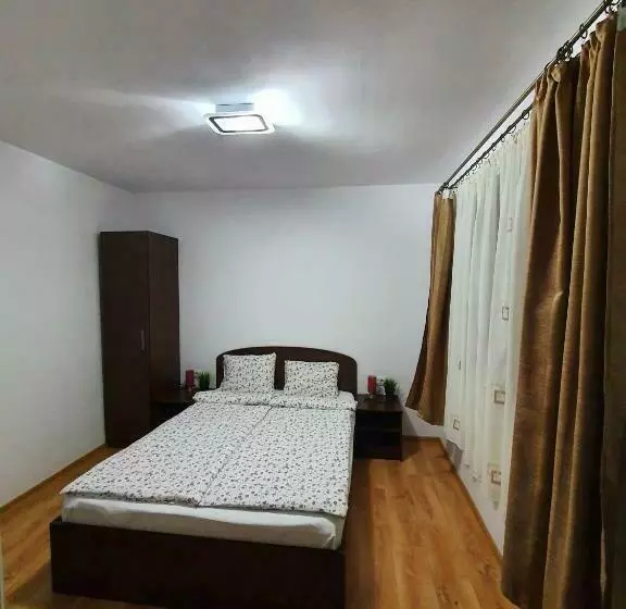 Pensiunea Casa Blanca