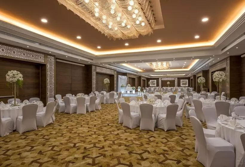 Helnan Dream Hotel And Conference Center