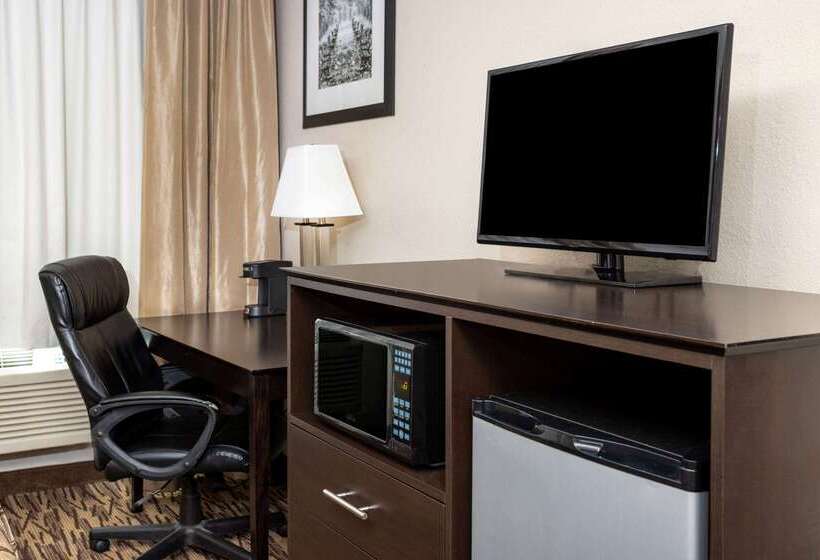 فندق Baymont By Wyndham Beloit