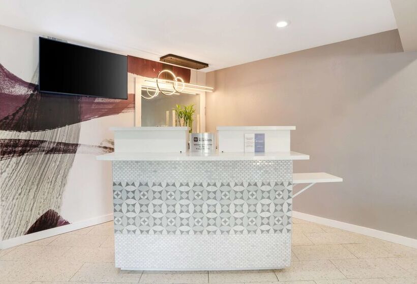 酒店 Best Western Bayou Inn