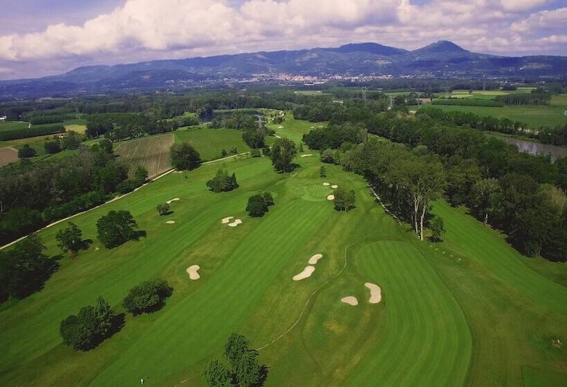 בית מלון כפרי Domaine De Charmeil