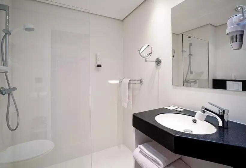 호텔 Domaine De Charmeil