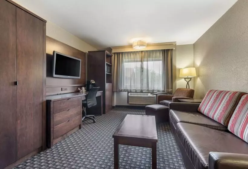 هتل Best Western Plus Ramkota