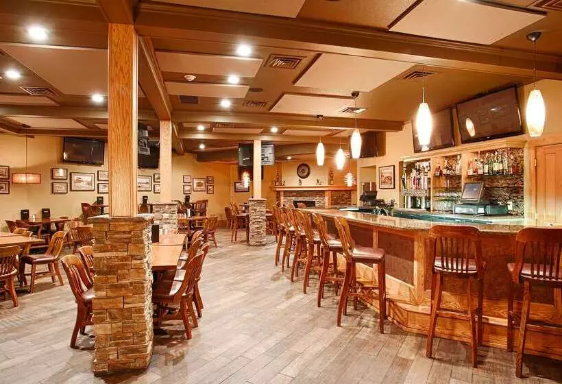 هتل Best Western Plus Ramkota