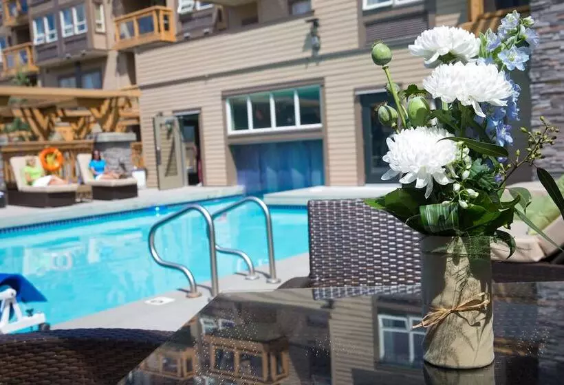 Executive Suites Hotel And Resort, Squamish