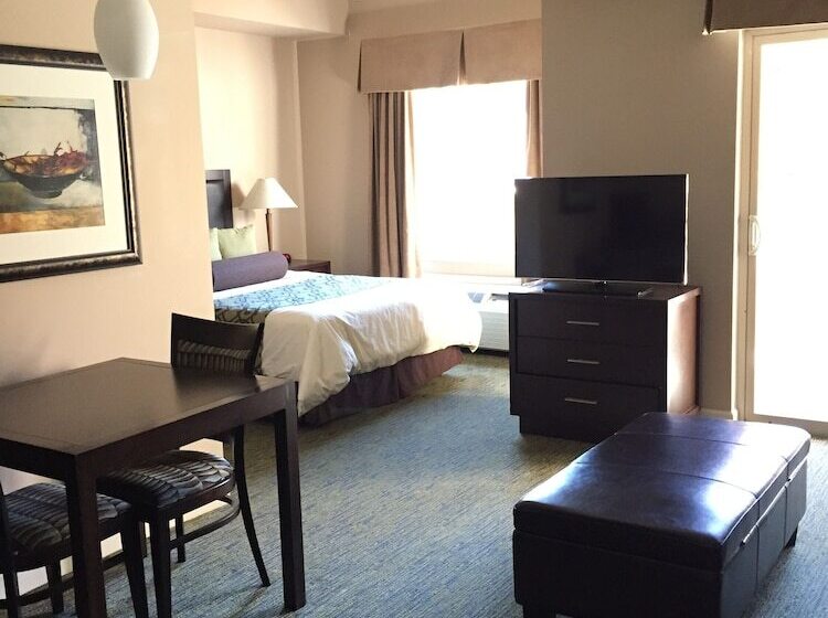 Executive Suites Hotel And Resort, Squamish