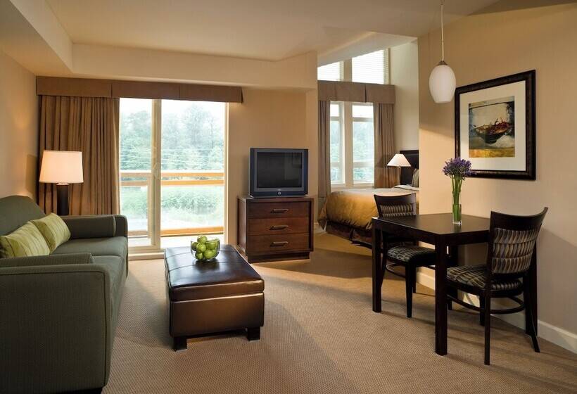 Executive Suites Hotel And Resort, Squamish