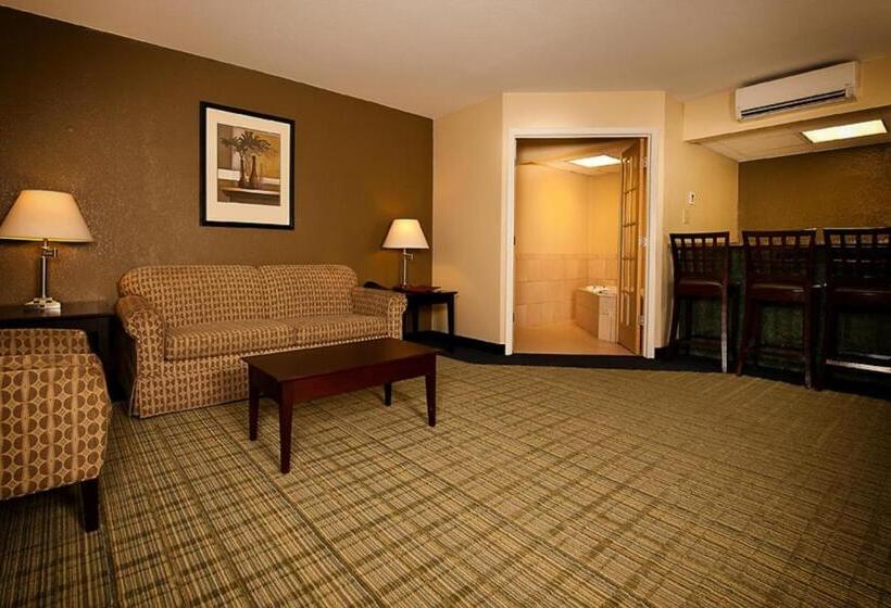 Grand Texan Hotel And Convention Center