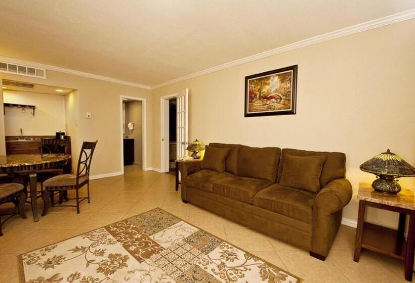 Grand Texan Hotel And Convention Center